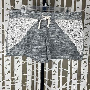 Space Dyed French Terry Lace Trim Shorts sz L